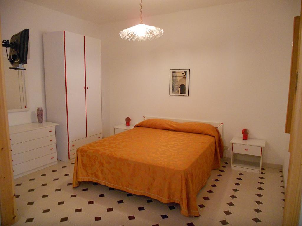 Case Vacanze Margherita Lipari (Isola Lipari) Quarto foto